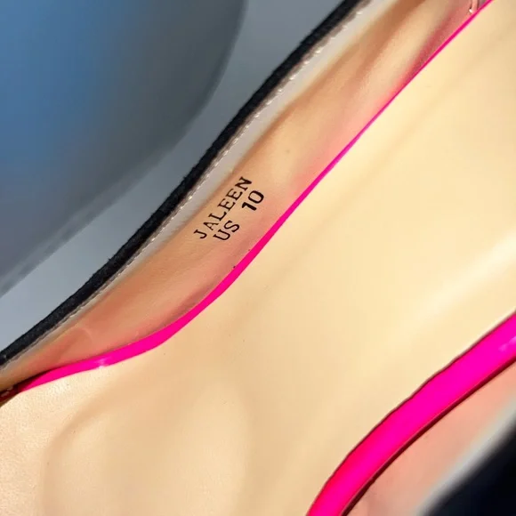 25. Scene by Shoe Dazzle Jaleen Suede & Neon colored platform heels - Picture 3 of 12